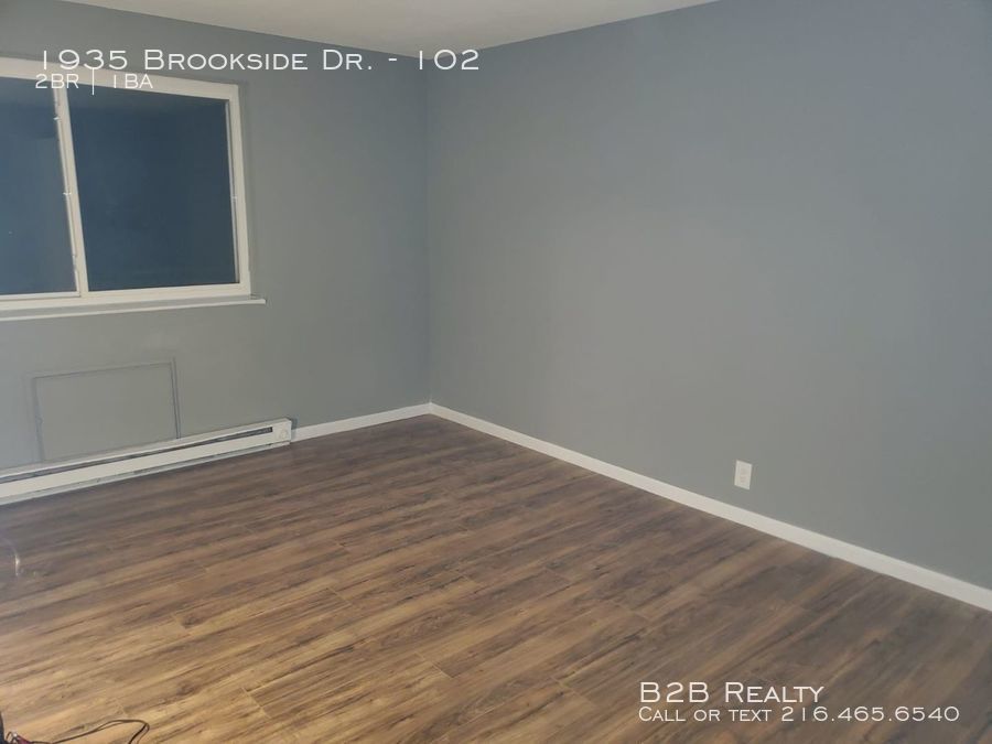 1935 Brookside Dr. 102, Wooster, OH 44691 B2B Realty