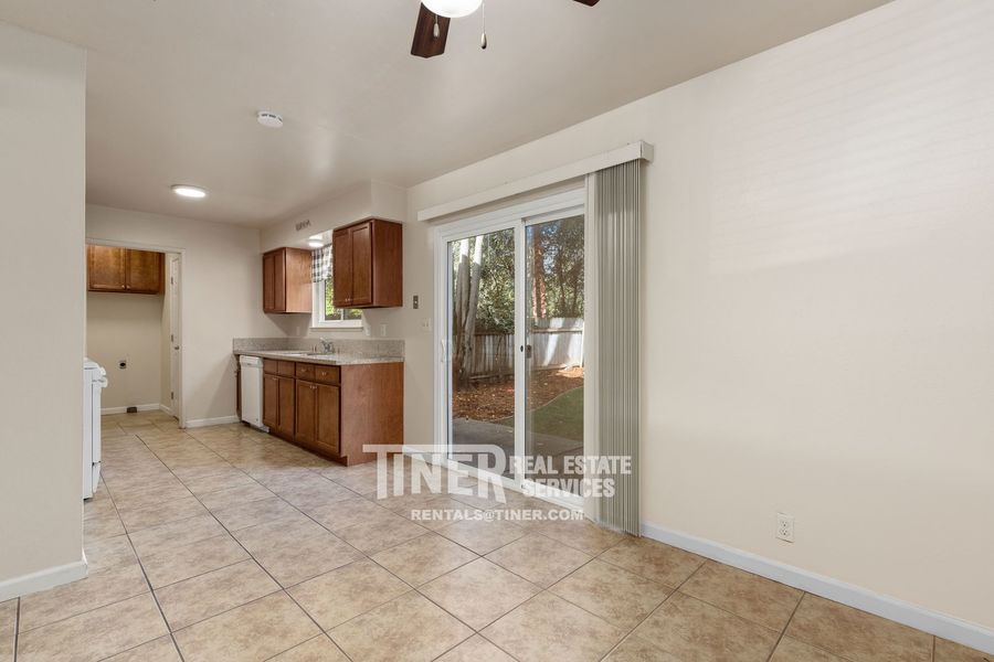 6170 Oakgreen Circle, Carmichael, CA 95608 Tiner Properties