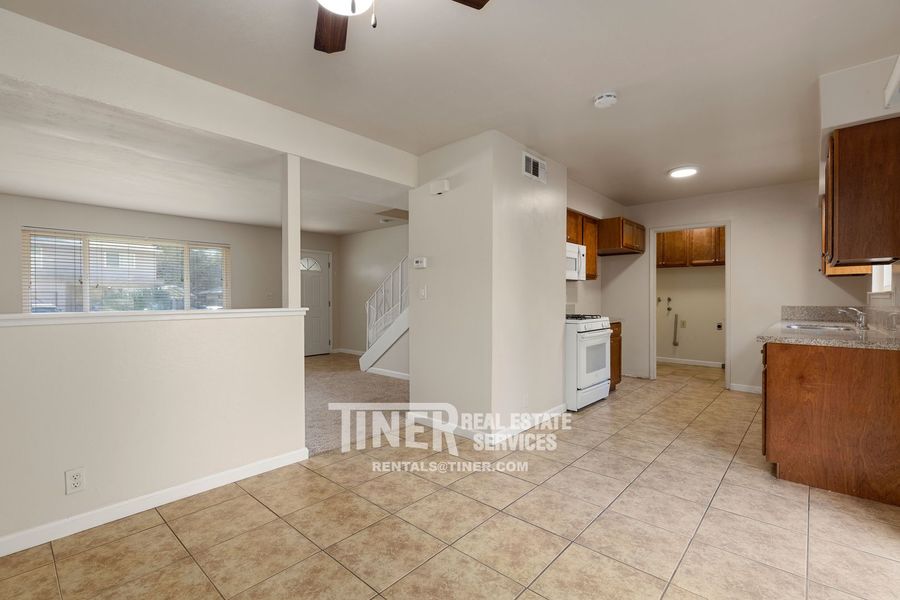 6170 Oakgreen Circle, Carmichael, CA 95608 Tiner Properties