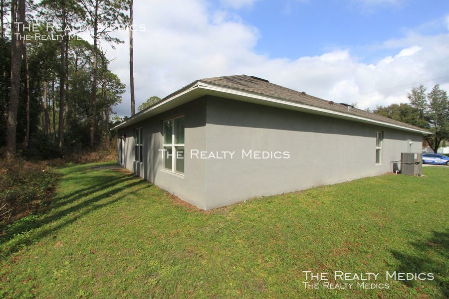 2573 Coachman Dr, Deltona, FL 32738 The Realty Medics
