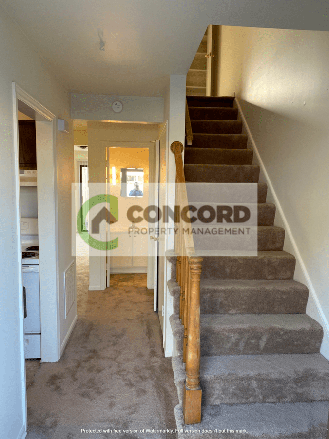 2403 Vanstory St. Apt.F, Greensboro, NC 27407 Concord Management