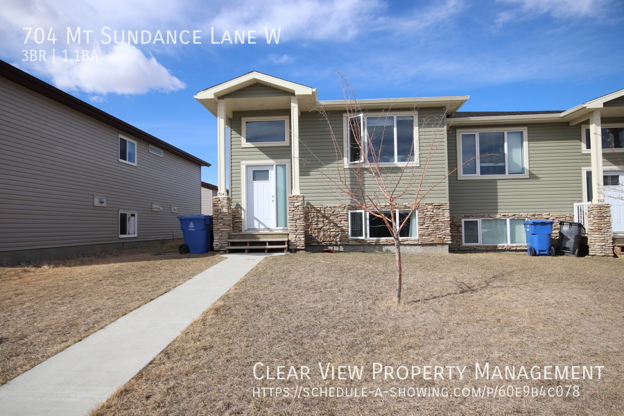 704 Mt Sundance Lane W, Lethbridge, AB T1J 0T3 Clear View Property