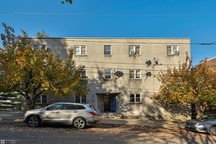 715 E 7th St 301, Bethlehem, PA 18015 SCHEDULE A SHOWING