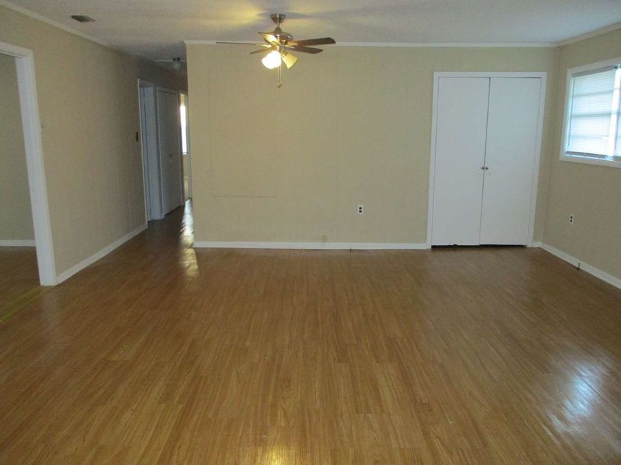 119 Catherine St, Fitzgerald, GA 31750