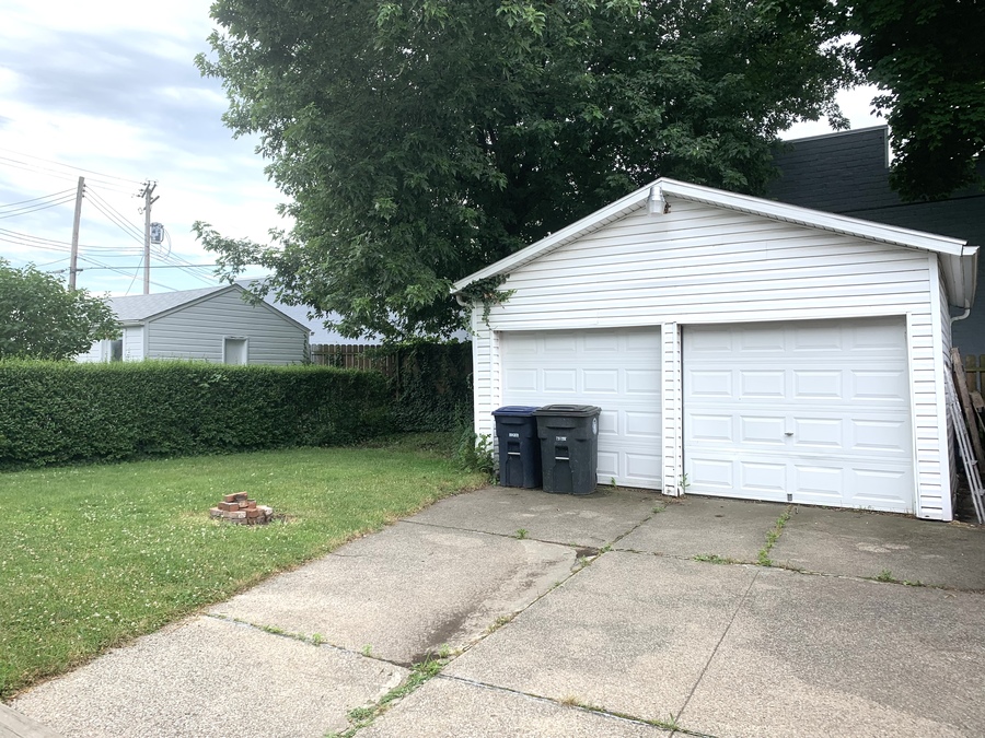 720 Roselawn Ave, Akron, OH 44306 HPM Property Management
