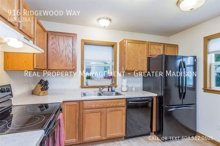 916 Ridgewood Way, Madison, WI 53713 Real Property Management