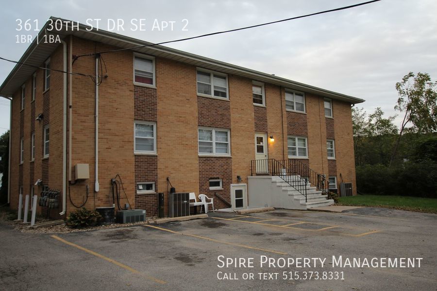 361 30th ST DR SE Apt 2, Cedar Rapids, IA 52403 Spire Property Management