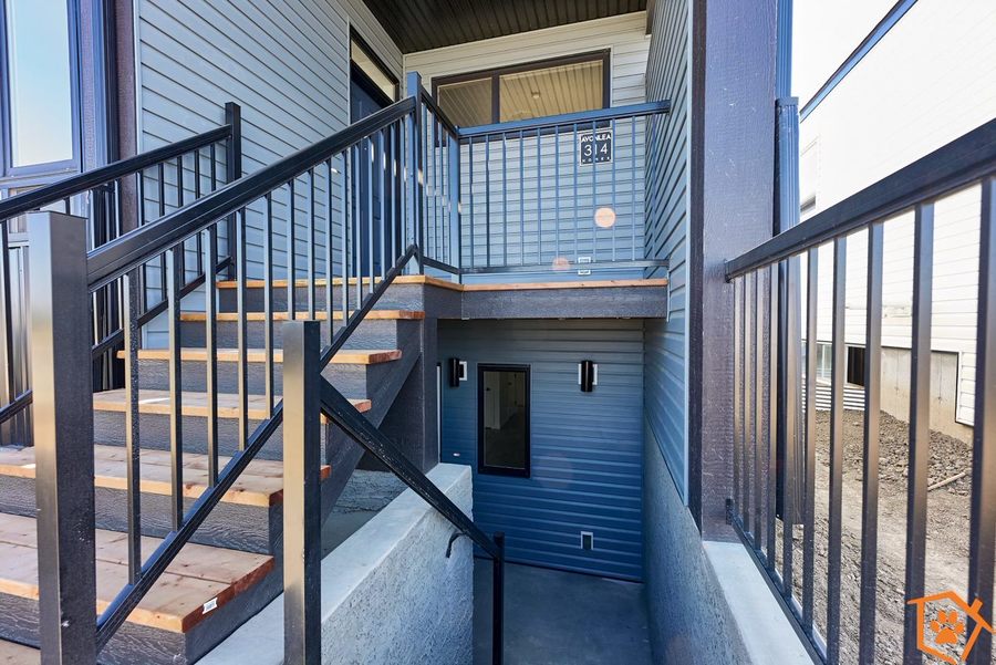 314b Uplands Blvd N, Lethbridge, AB T1H 7C7 Renters Choice