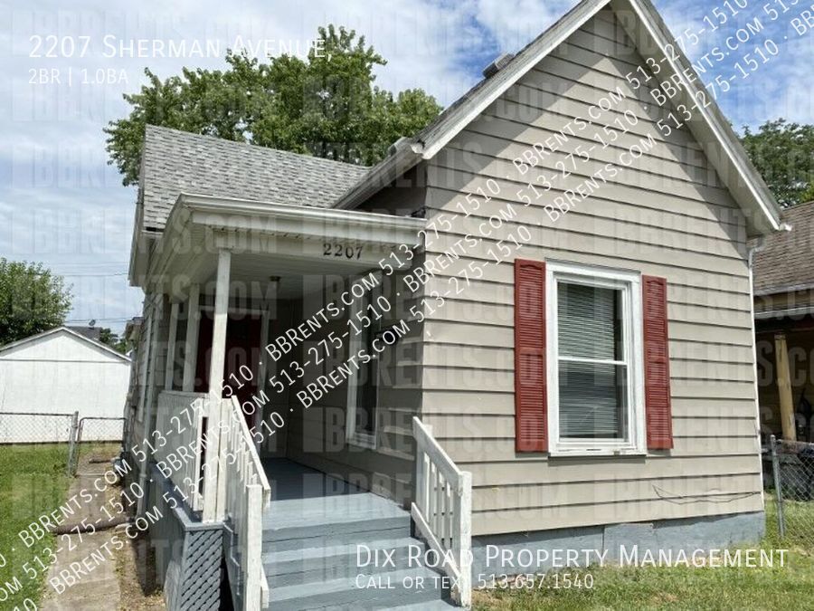 2207 Sherman Avenue, Middletown, OH 45044