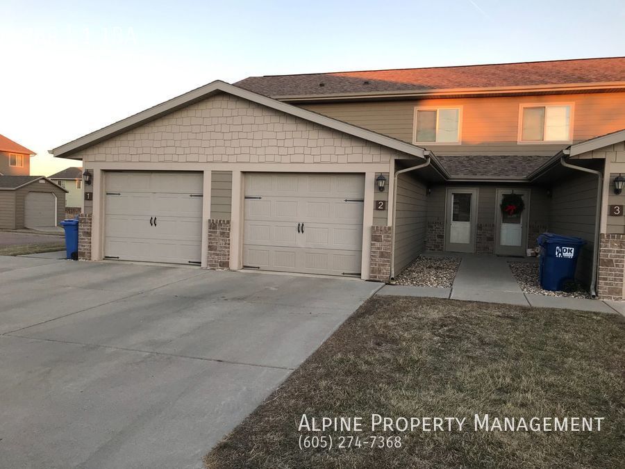5223 W. 54th St. N., Sioux Falls, SD 57107 Alpine Property Management