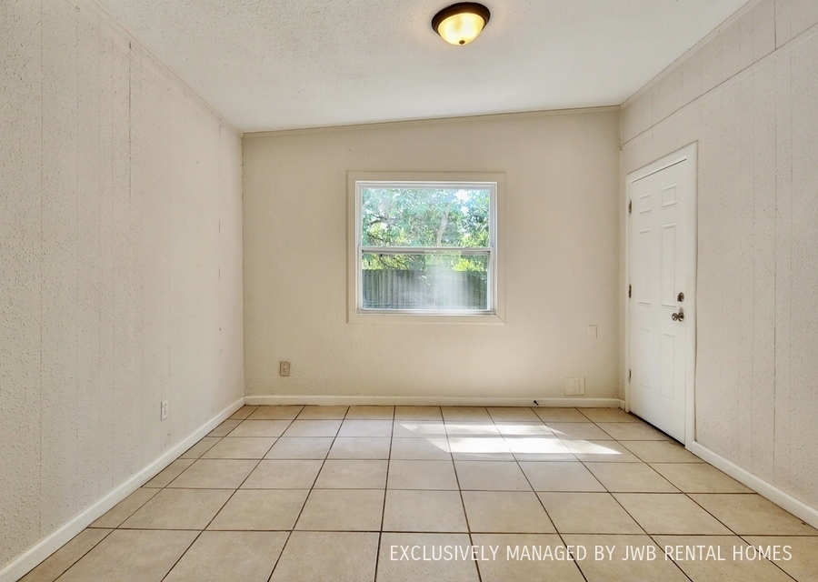 10601 Biscayne Blvd, Jacksonville, FL 32218 SEARCH AVAILABLE HOMES