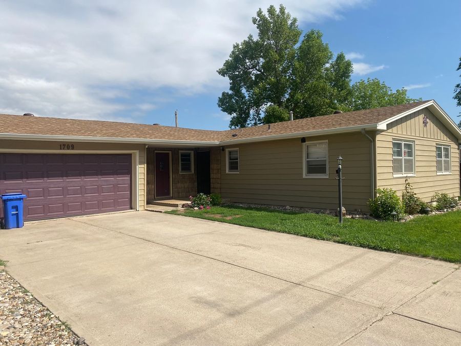 1709 Mountain View Rd, Rapid City, SD 57702 Kahler Property Management