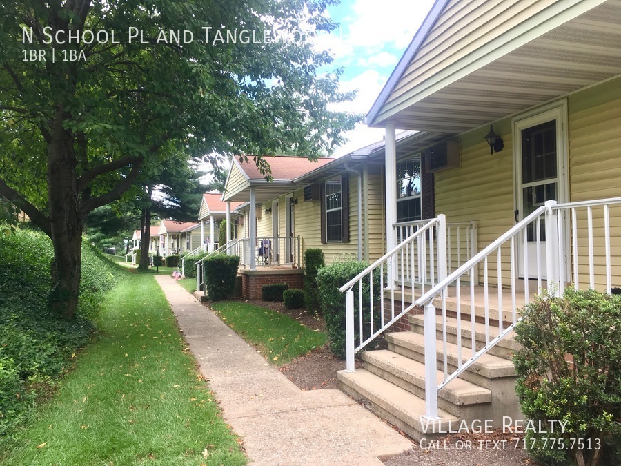 N School Pl and Tanglewood Ln, Dallastown, PA 17313 Village Realty