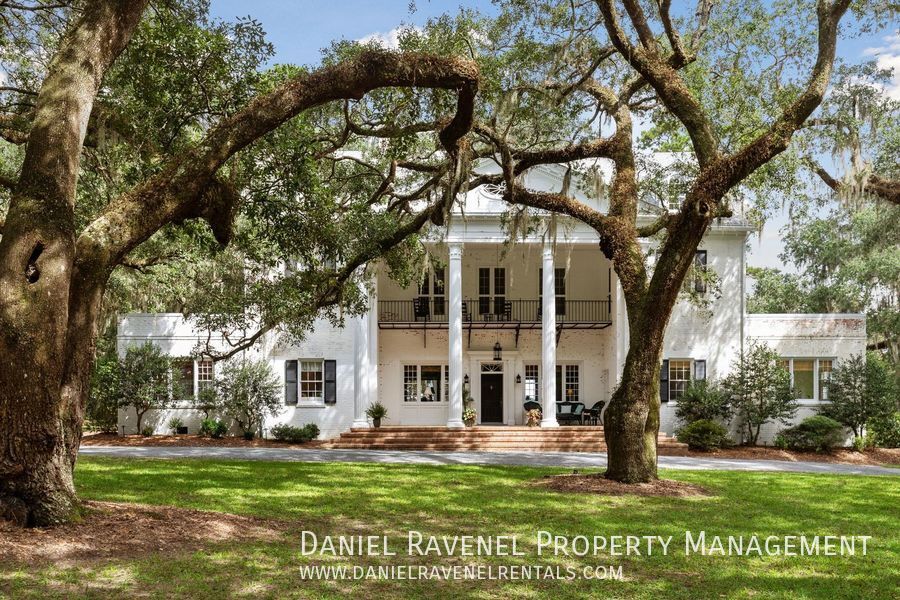 4136 Ashley River Rd, Charleston, SC 29414 Daniel Ravenel Real Estate