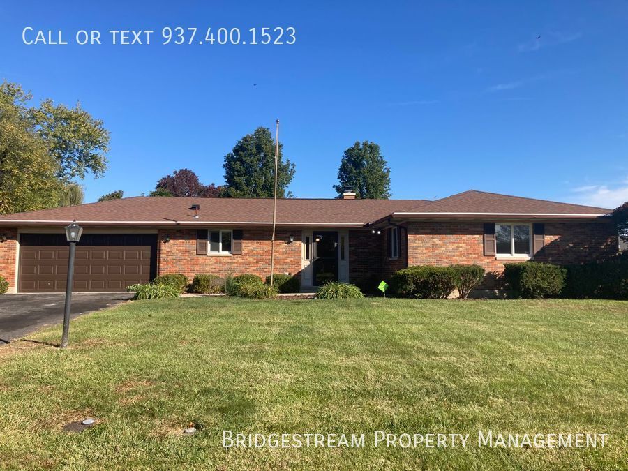 ShowMojo 1557 Silver Lake Dr, Dayton, OH 45458 Bridgestream