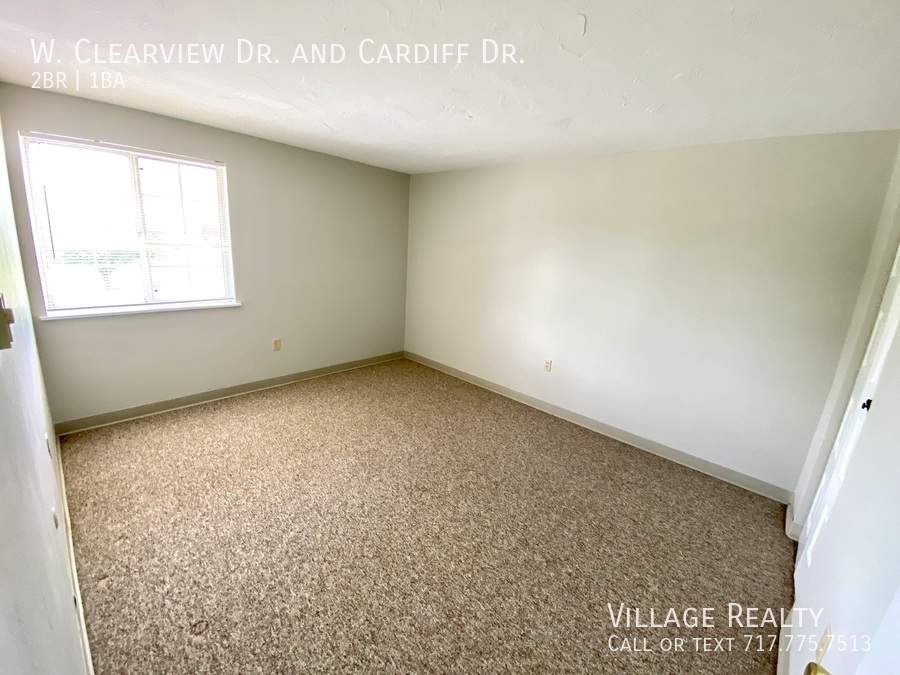 W. Clearview Dr. and Cardiff Dr., Shrewsbury, PA 17361 Village Realty