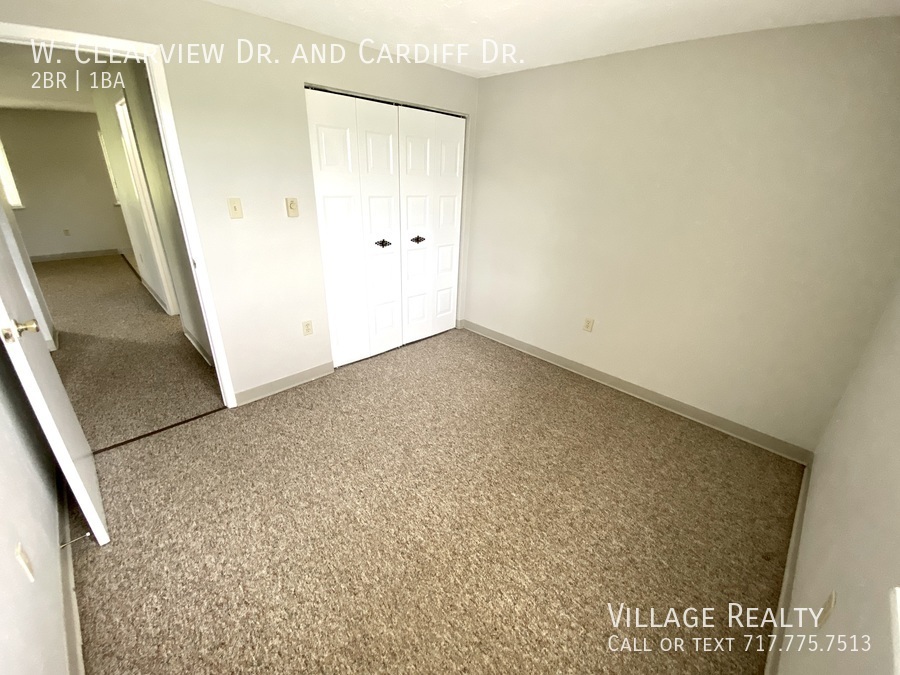 W. Clearview Dr. and Cardiff Dr., Shrewsbury, PA 17361 Village Realty