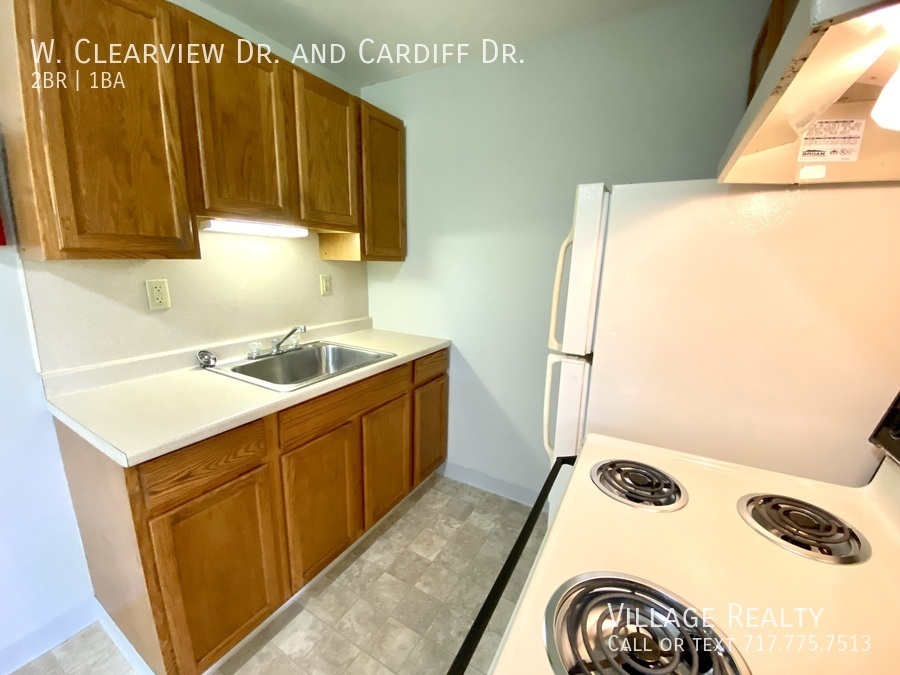 W. Clearview Dr. and Cardiff Dr., Shrewsbury, PA 17361 Village Realty