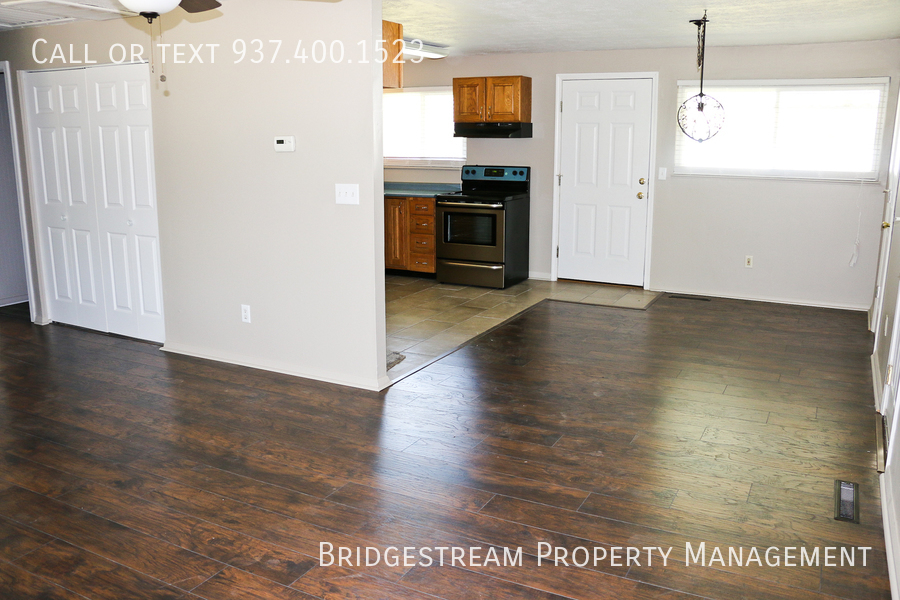 5405 Mangold Dr, Huber Heights, OH 45424 Bridgestream Property Management