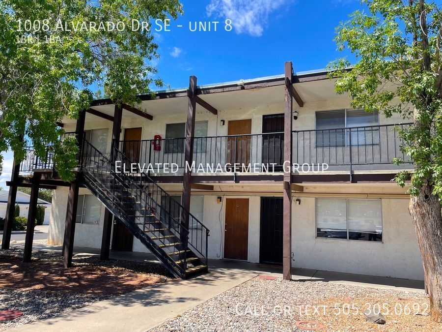 1008 Alvarado Dr SE unit 8, Albuquerque, NM 87108 Elevated