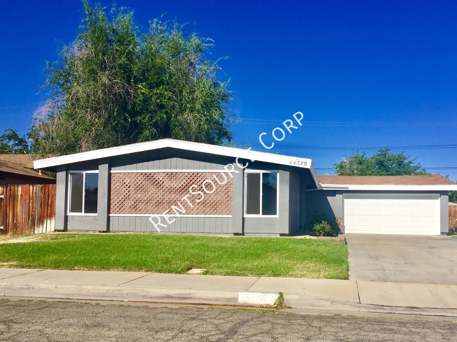 44329 Gingham Avenue, Lancaster, CA 93535 RentSource Corp