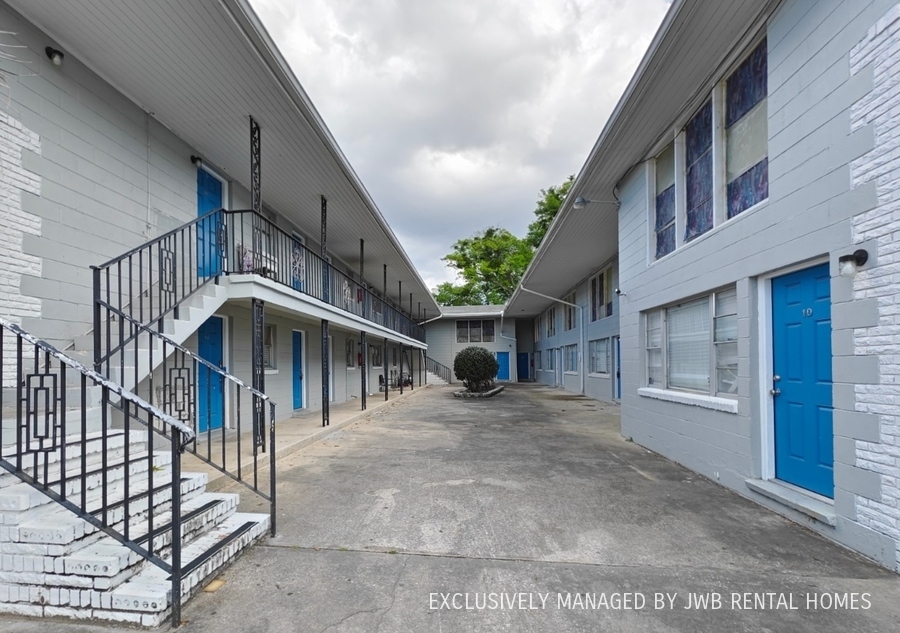 1029 Caliente Dr 10D, Jacksonville, FL 32211 SEARCH AVAILABLE HOMES