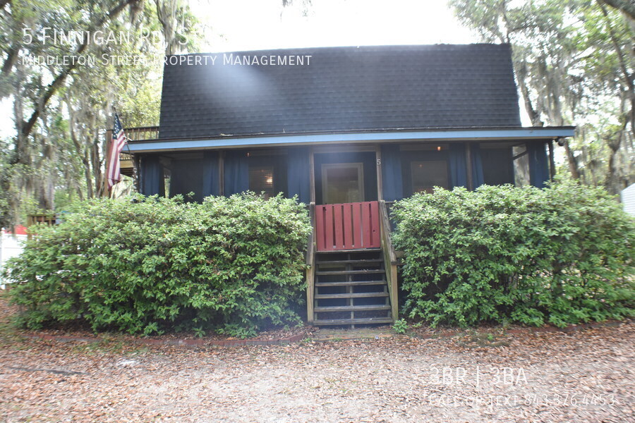 5 Finnigan Rd, St Helena Island, SC 29920, Beaufort, SC 29920