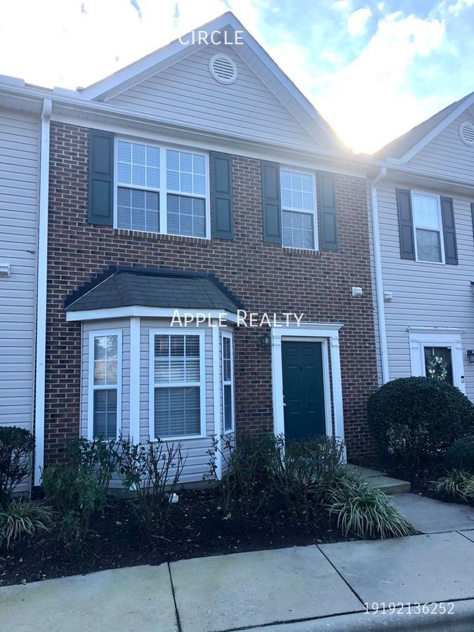 29 Edgebrook Circle, Durham, NC 27703 Apple Realty
