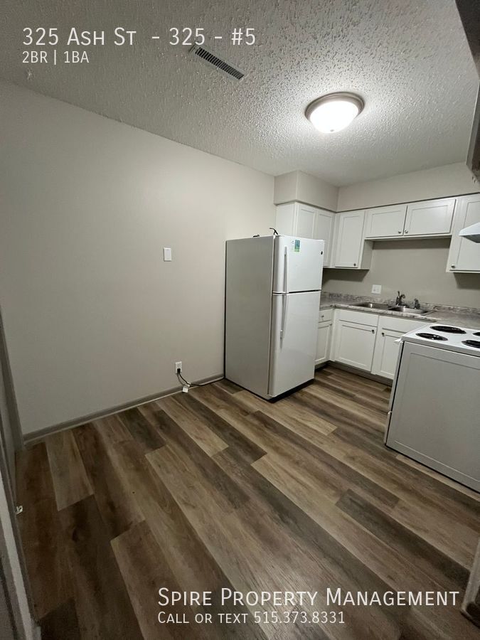 325 Ash St 325 5, Carlisle, IA 50047 Spire Property Management