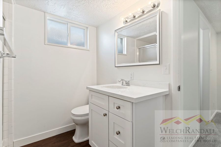 5195 S 300 W, Washington Terrace, UT 84405 Welch Randall Property