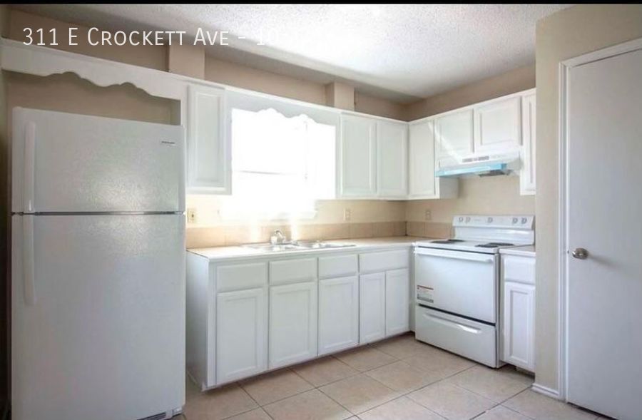 311 E Crockett Ave 10, Alamo, TX 78516 Silverlands Management