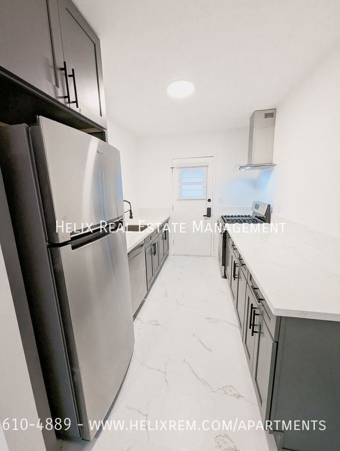 1726 N. Sierra Bonita Ave., Pasadena, CA 91104 Helix Real Estate