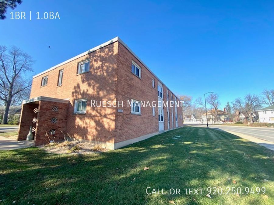 805 Shawano Ave 2, Green Bay, WI 54303 Ruesch Management