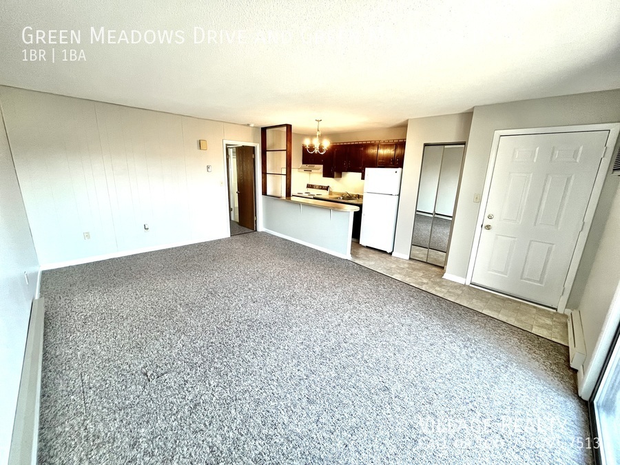 Green Meadows Drive and Green Meadows Drive, Dallastown, PA 17313