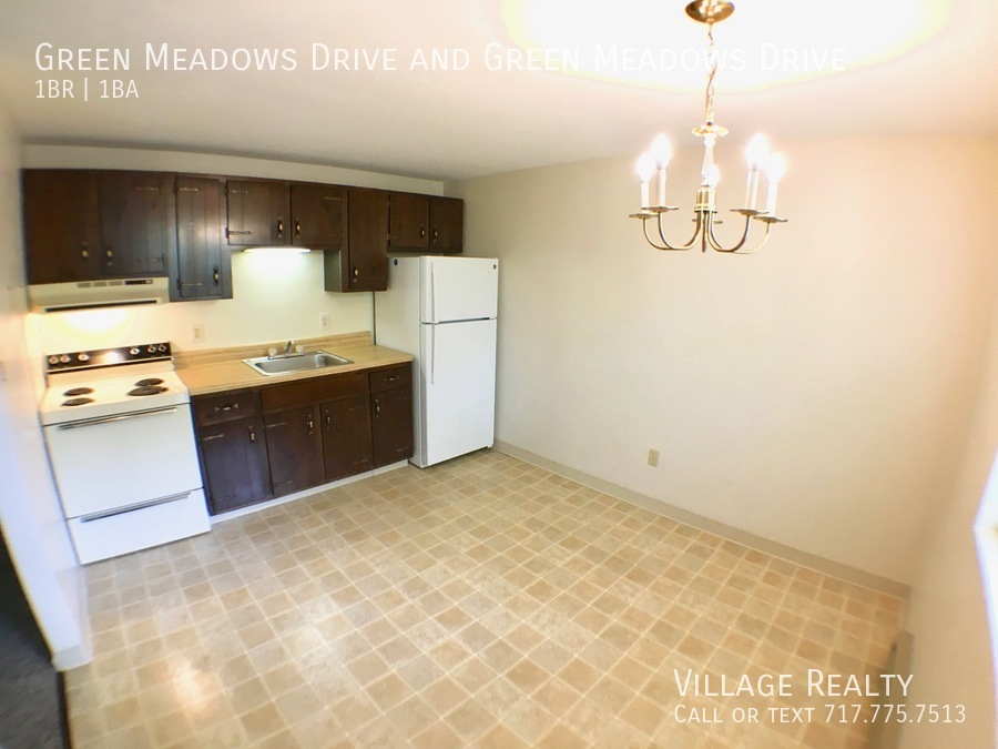 Green Meadows Drive and Green Meadows Drive, Dallastown, PA 17313