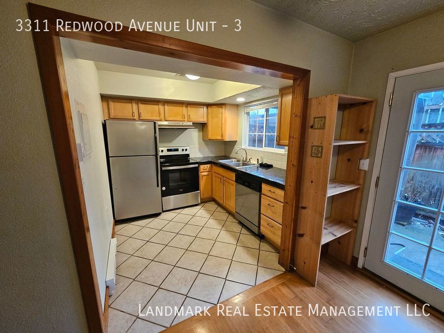3311 Redwood Avenue Unit 3, Bellingham, WA 98228 Landmark Real