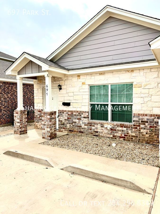 697 Park St., McGregor, TX 76657 Shamrock Property Management