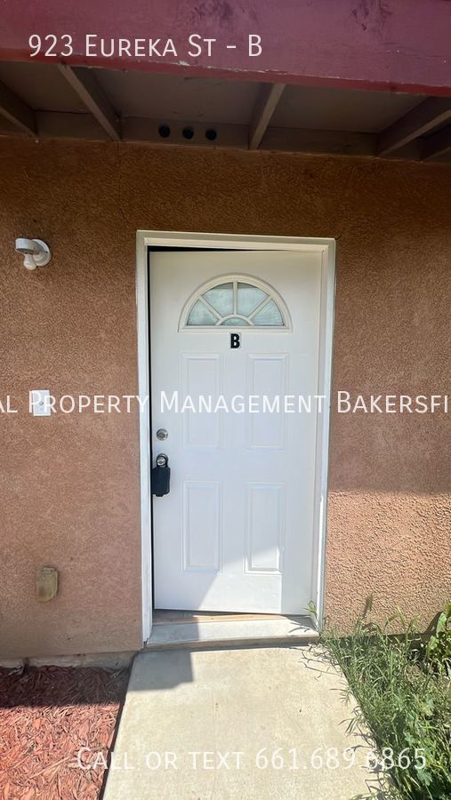 923 Eureka St B, Bakersfield, CA 93305 Real Property Management