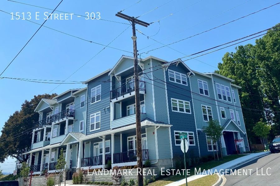 1513 E Street 303, Bellingham, WA 98225 Landmark Real Estate