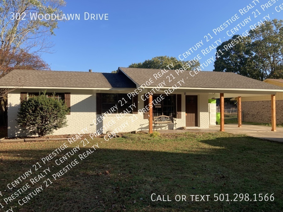 302 Woodlawn Drive, Lonoke, AR 72086 Century 21 Prestige Realty