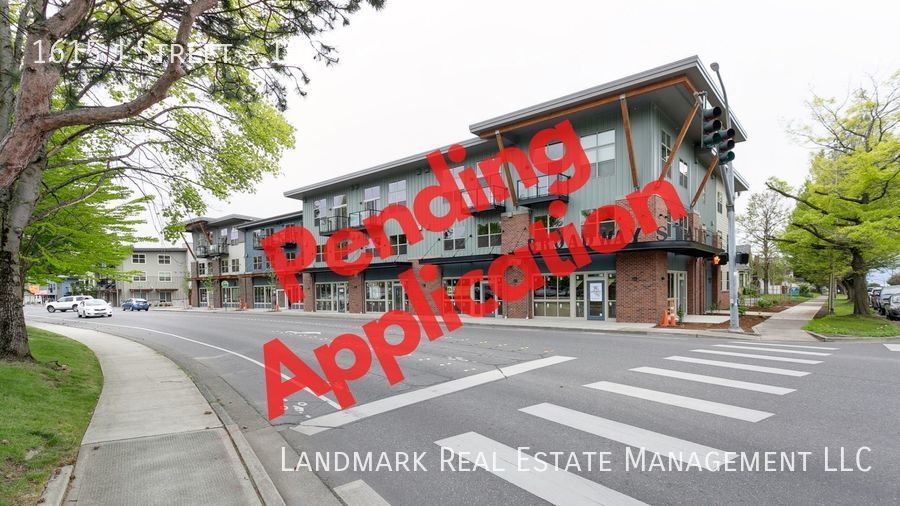 1615 J Street 103, Bellingham, WA 98225 Landmark Real Estate