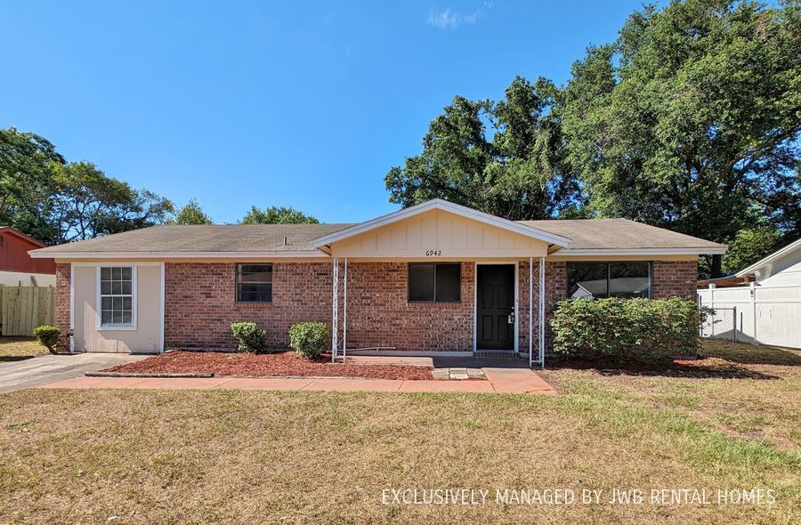 6942 ORiely Dr S, Jacksonville, FL 32210 SEARCH AVAILABLE HOMES
