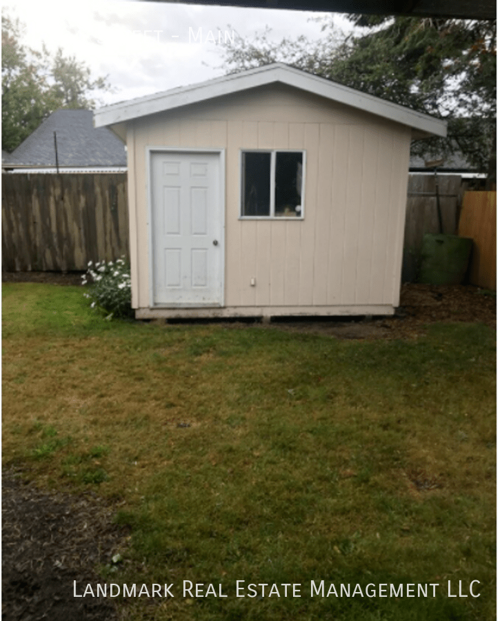 2214 E Street Main, Bellingham, WA 98225 Landmark Real Estate