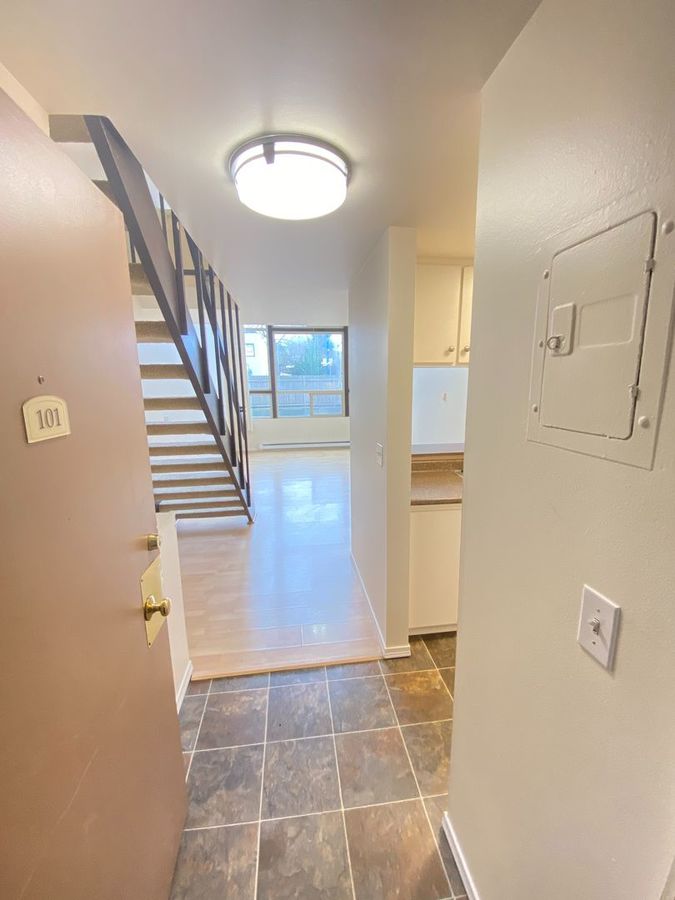 312 Harvard Ave E 101, Seattle, WA 98102 Northwest Apartments