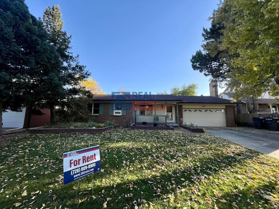 2583 S Eagle Cir, Aurora, CO 80014 Real Property Management Colorado