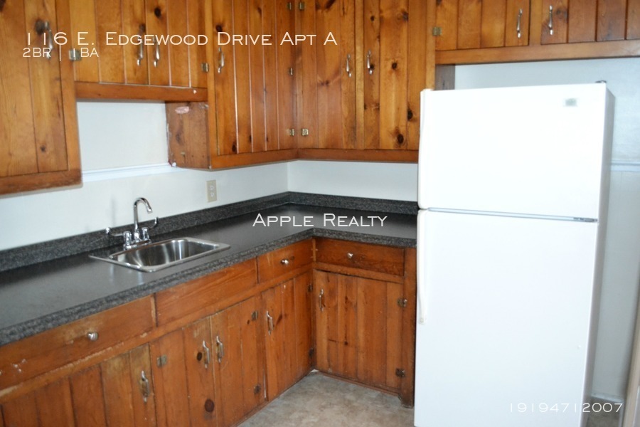 116 E. Edgewood Drive Apt A, Durham, NC 27704 Apple Realty