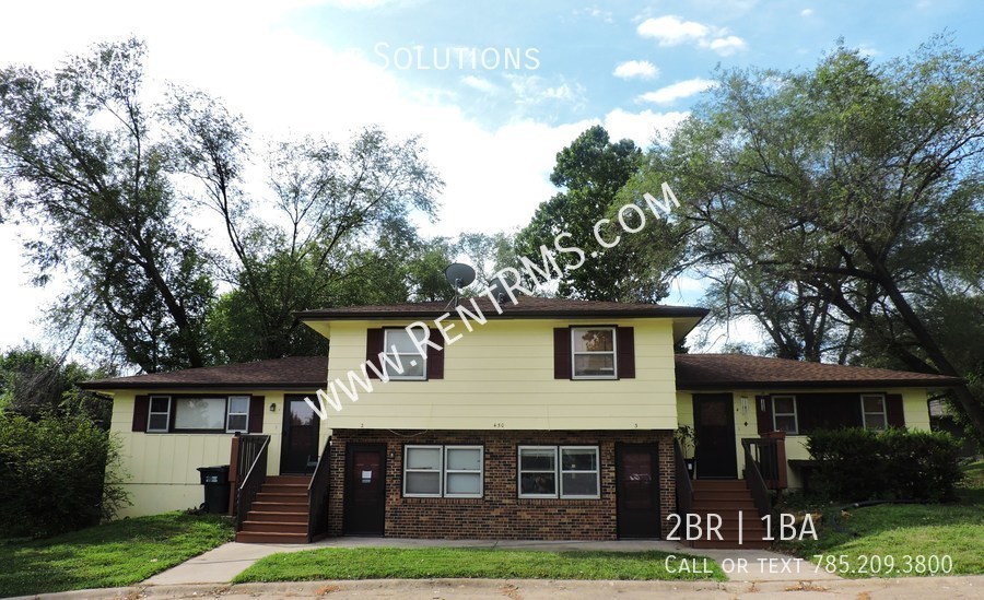 450 SW Grandview Terrace 2, Lawrence, KS 66044 Rental Management