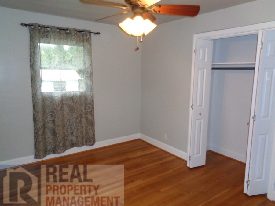 718 Glenn Street, Kernersville, NC 27284 Real Property Management of the Triad