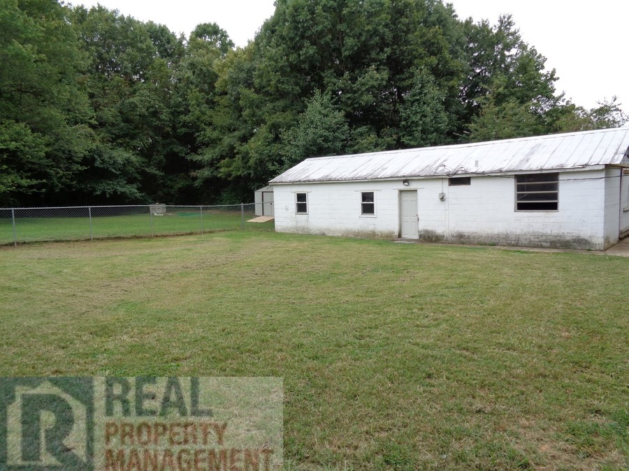 718 Glenn Street, Kernersville, NC 27284 Real Property Management of the Triad