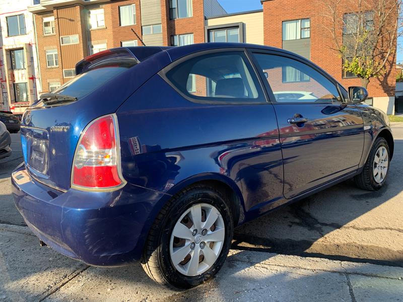 Véhicule Hyundai Accent 2010 Usagé à vendre à MontrealEst